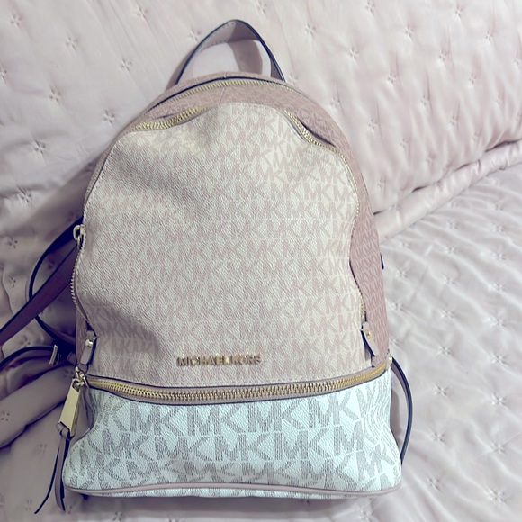 Michael Kors Handbags - Michael Kors beautiful backpack brand new Approx 13 1/2 x 10!